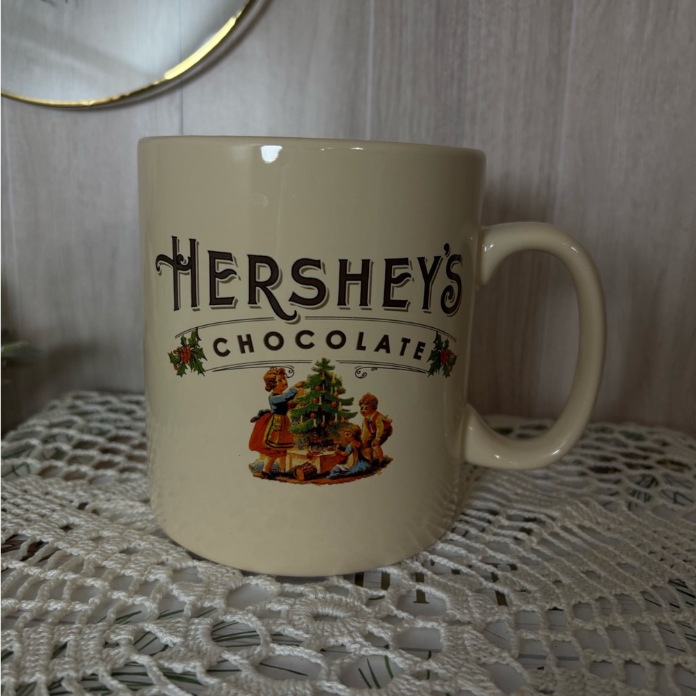 Hershey's Large Jumbo Christmas Vintage Look Mug Coffee Cup